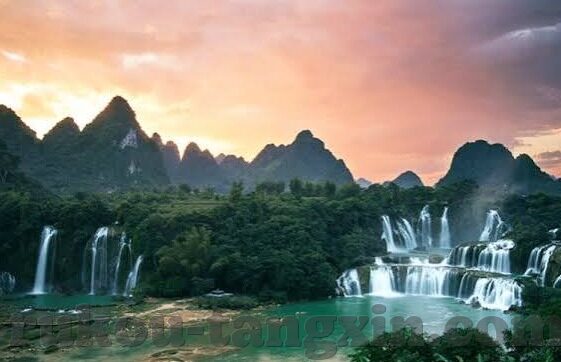 糖心VLOG官网-糖心VLOG的瑰丽世界，解锁社交媒体的新篇